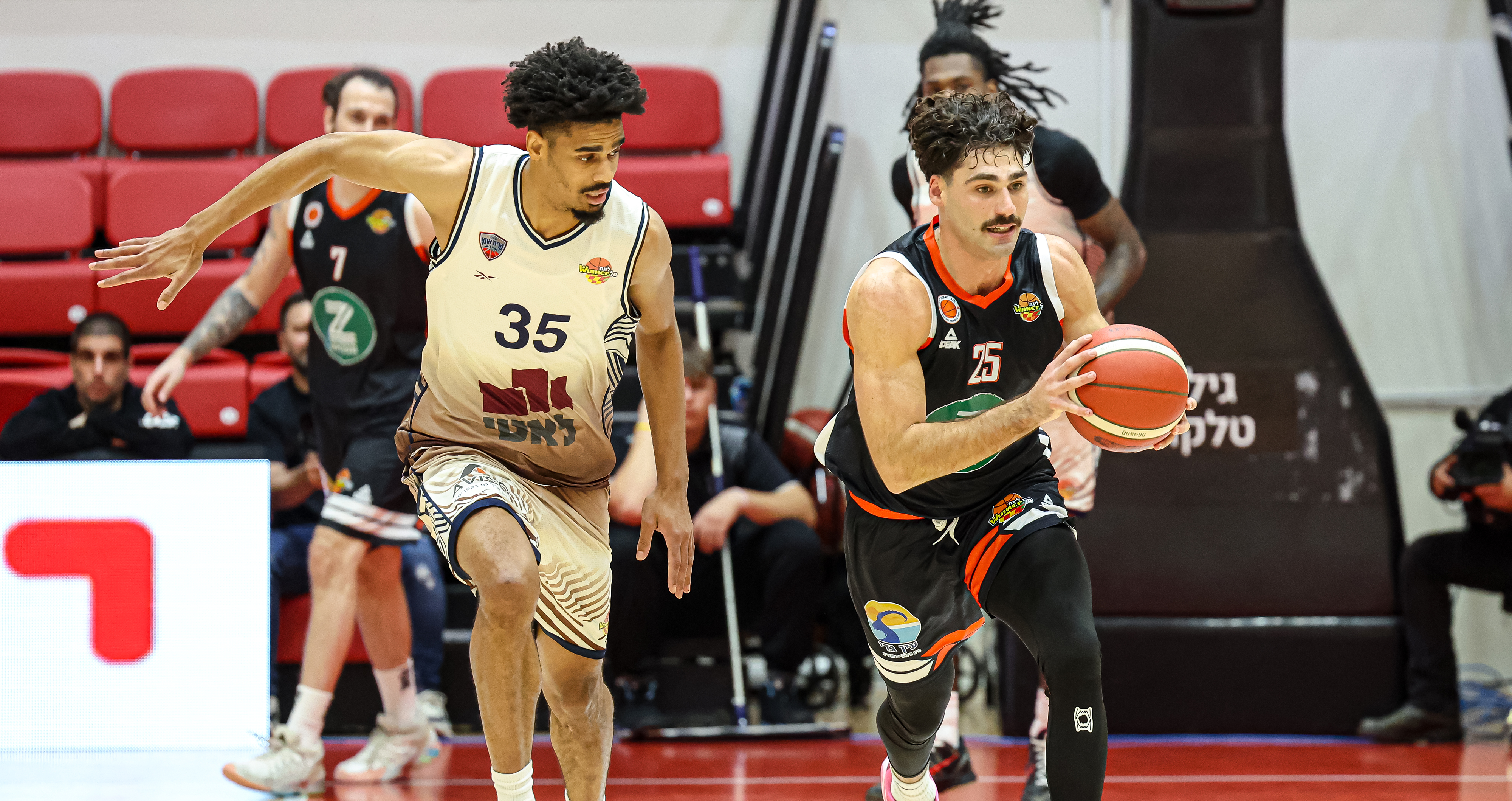 הערב: מי תעלה למאזן 10:7 בבית מכבי?