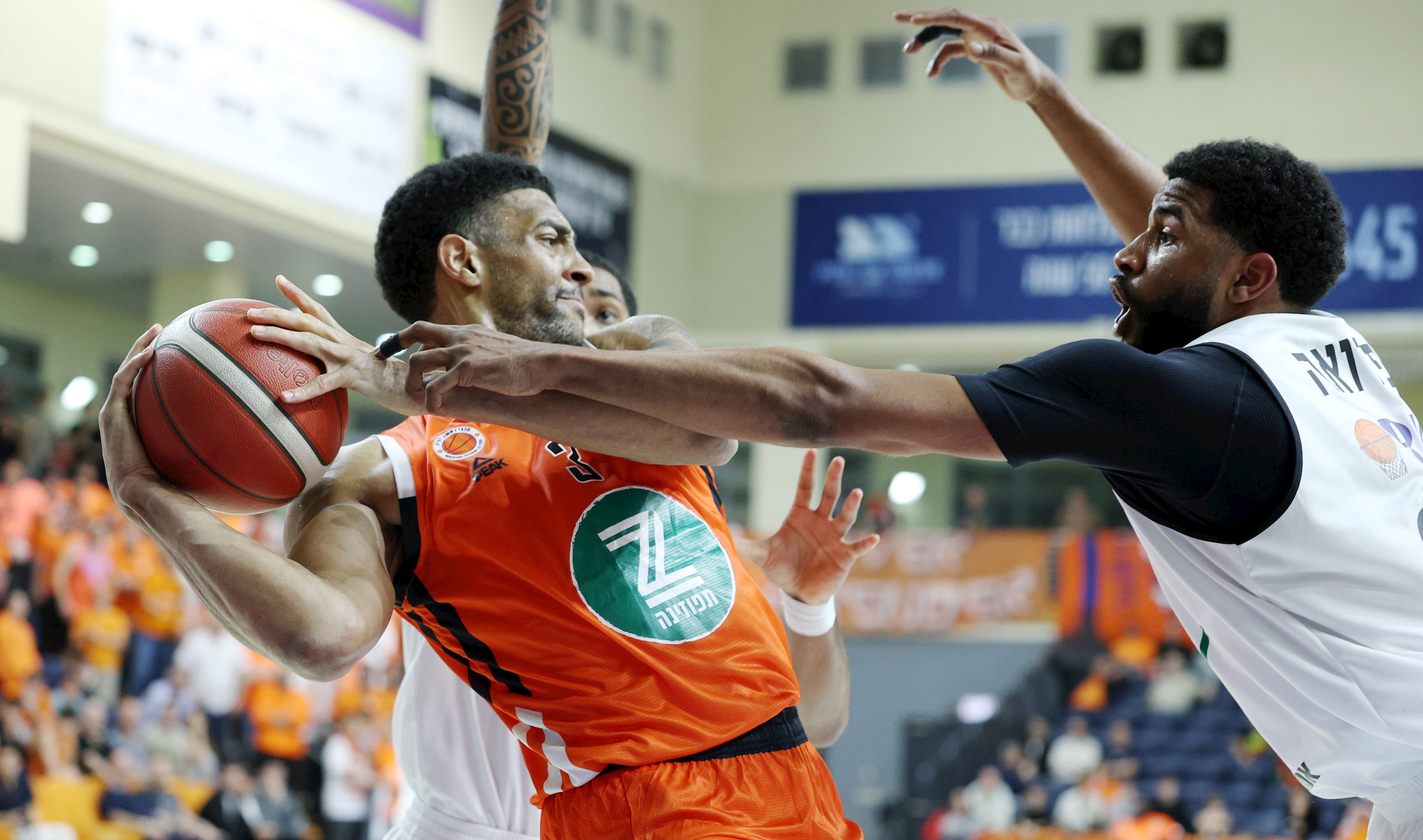 מחזור 24: מכבי ראשון לציון – הפועל באר שבע/דימונה 84:87