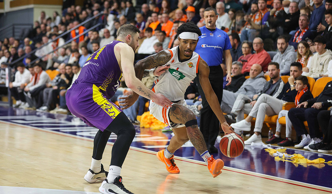 Round 12: Maccabi Rishon LeZion - Hapoel Holon 78:70