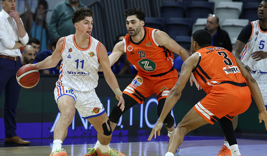 מחזור 14: מכבי ראשון לציון - מכבי רמת גן 99:87