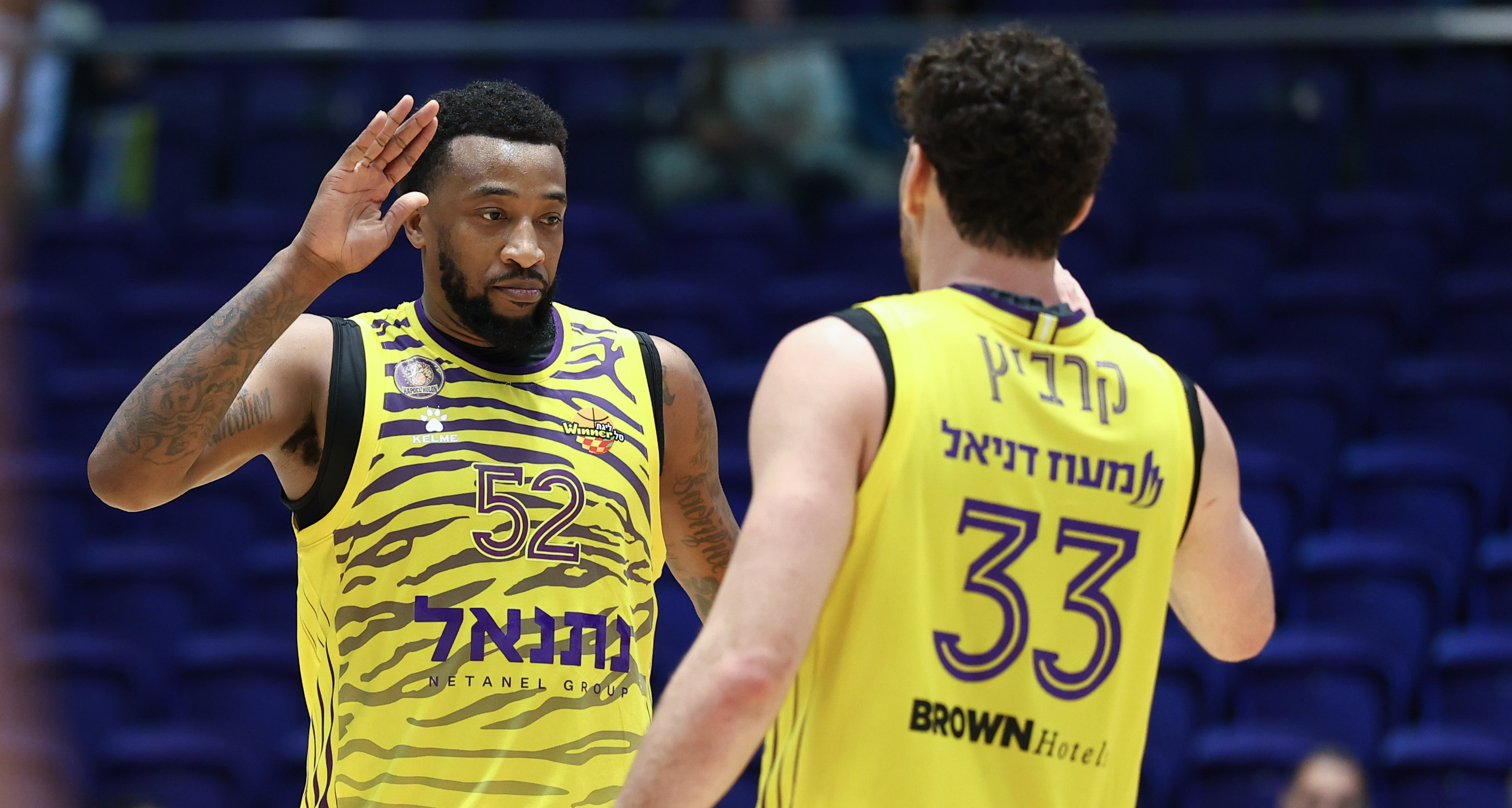 מקריי סייע לסגולים לשוב למסלול בבית