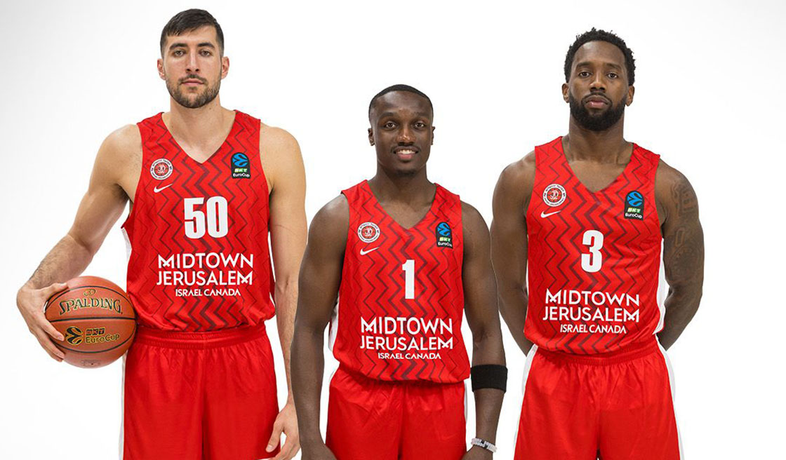 נותנת חסות ראשית חדשה לאדומים מהבירה