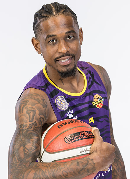 אקסבייר מנפורד