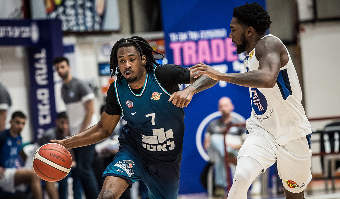 מחזור 9: מכבי רעננה - עירוני קריית אתא 84:80