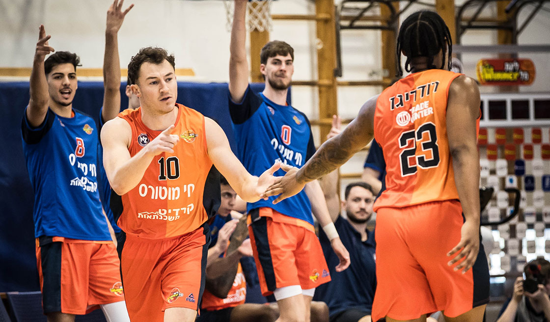 המשיכו בתנופה: ניצחון נוסף לכתומים