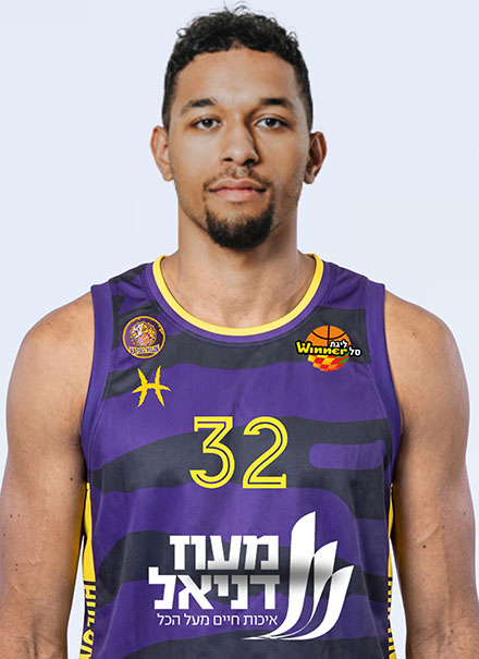 טי.ג'יי הוליפילד, עונה סדירה