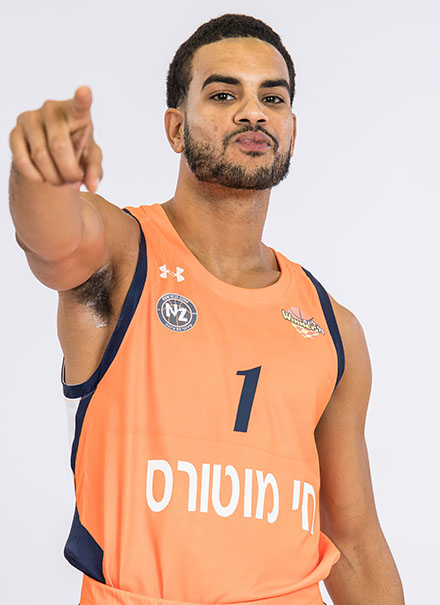 ג'סטין ג'יימס