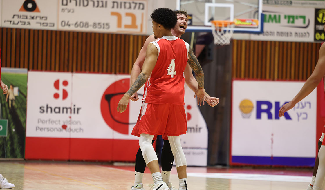 הכנה: ניסוי כלים חיובי לחבורה מכפר בלום