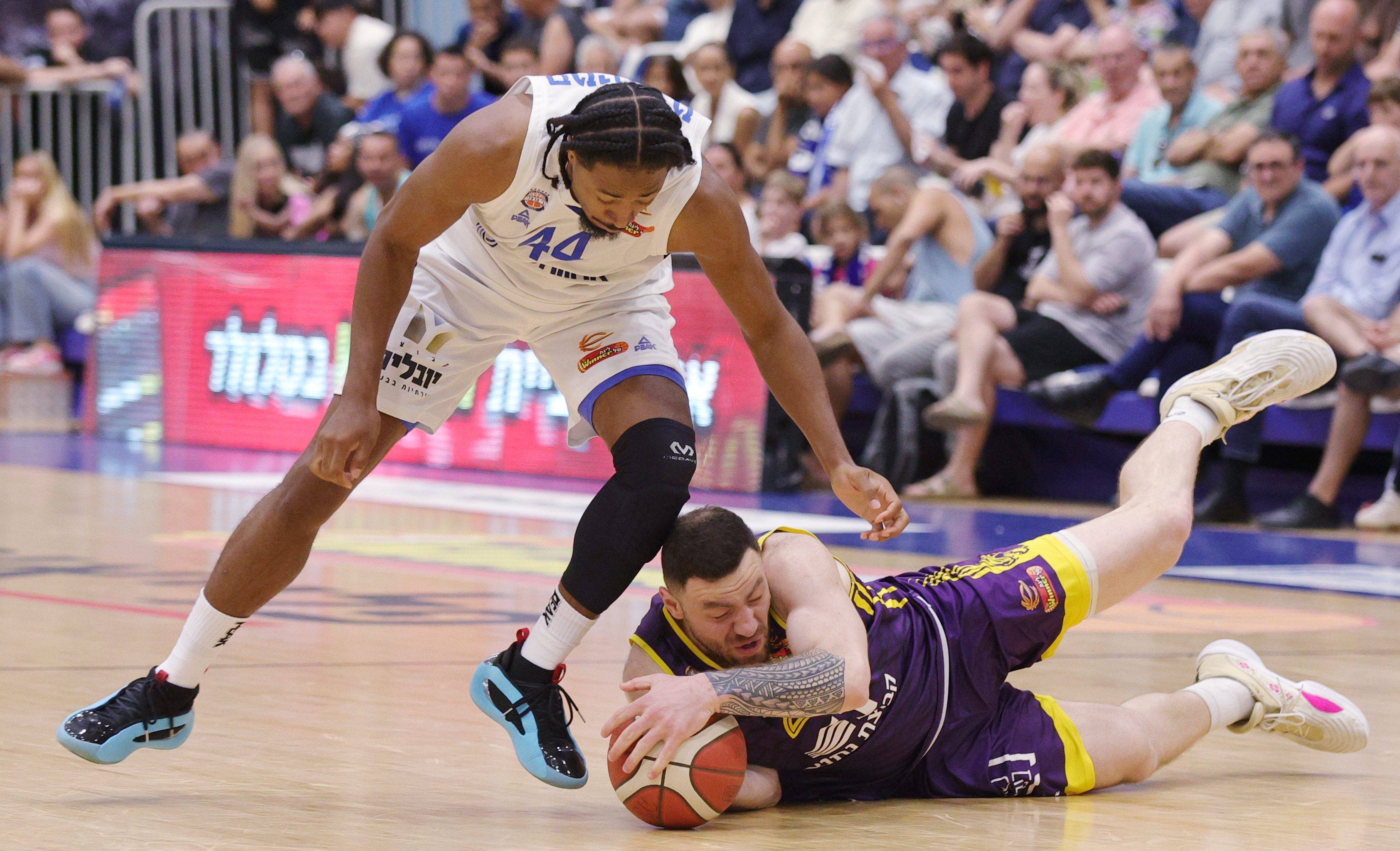 ליגת האלופות: נקבעו יריבות הרצליה וחולון