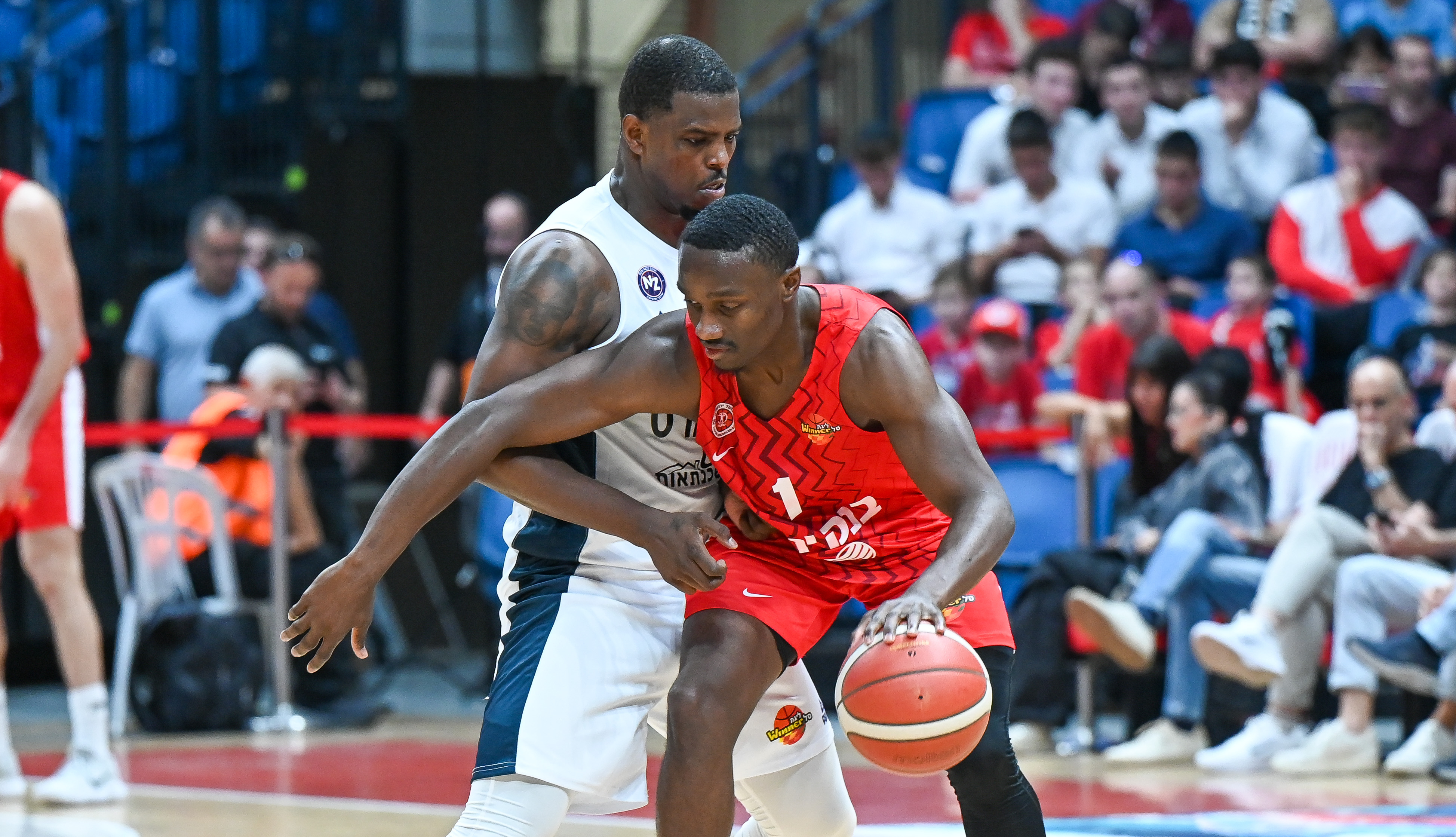 מחזור 1: הפועל ירושלים – עירוני נס ציונה 65:79