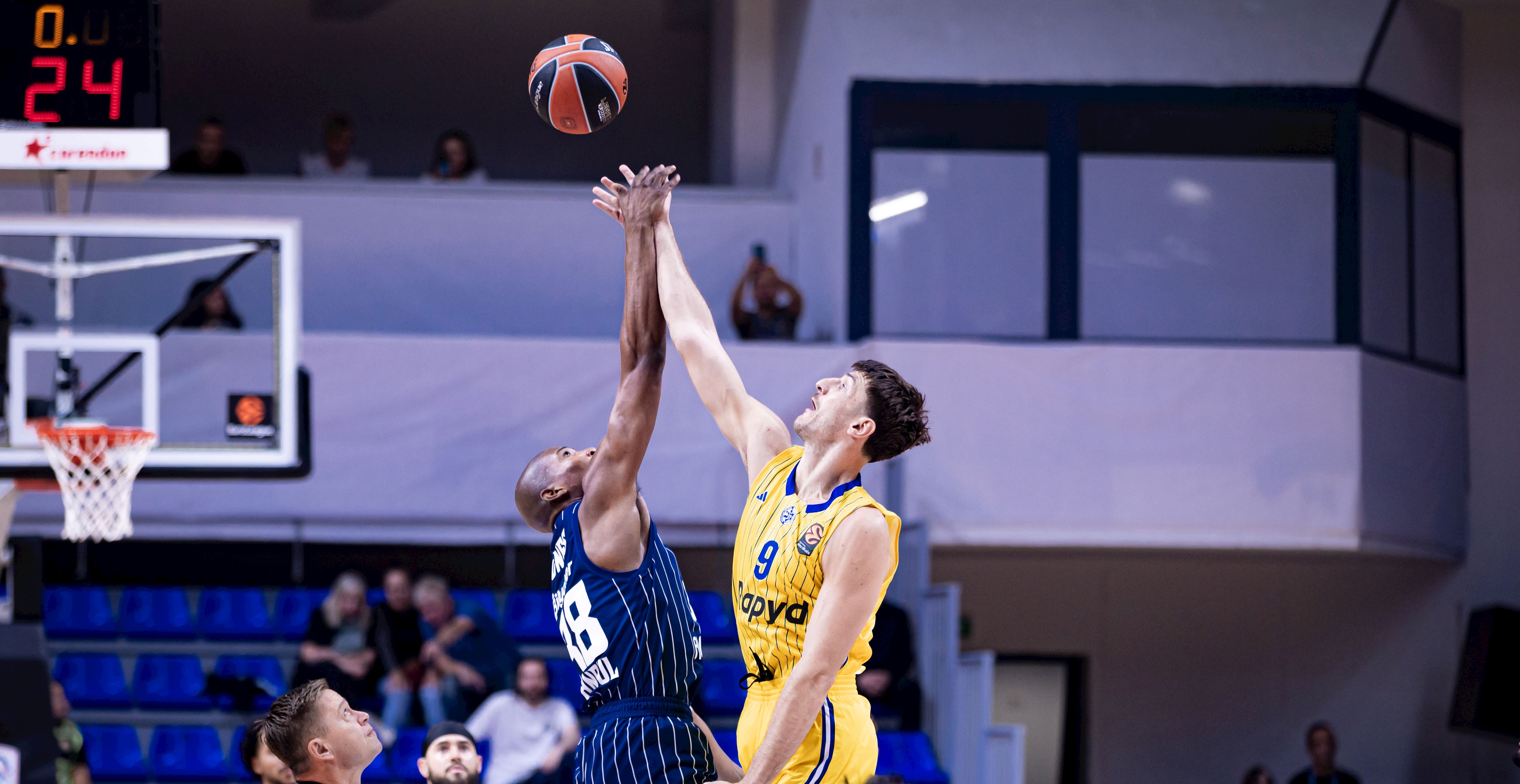 הצהובים פתחו את היורוליג בהפסד חוץ